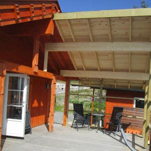 Ferdig takoverbygg på terrasse, sett fra innsiden.